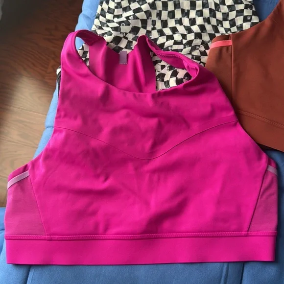 Lot of 6 Brooks Running 3 Pocket Sports Bra Sz 36DD/38DD! - Picture 5 of 13